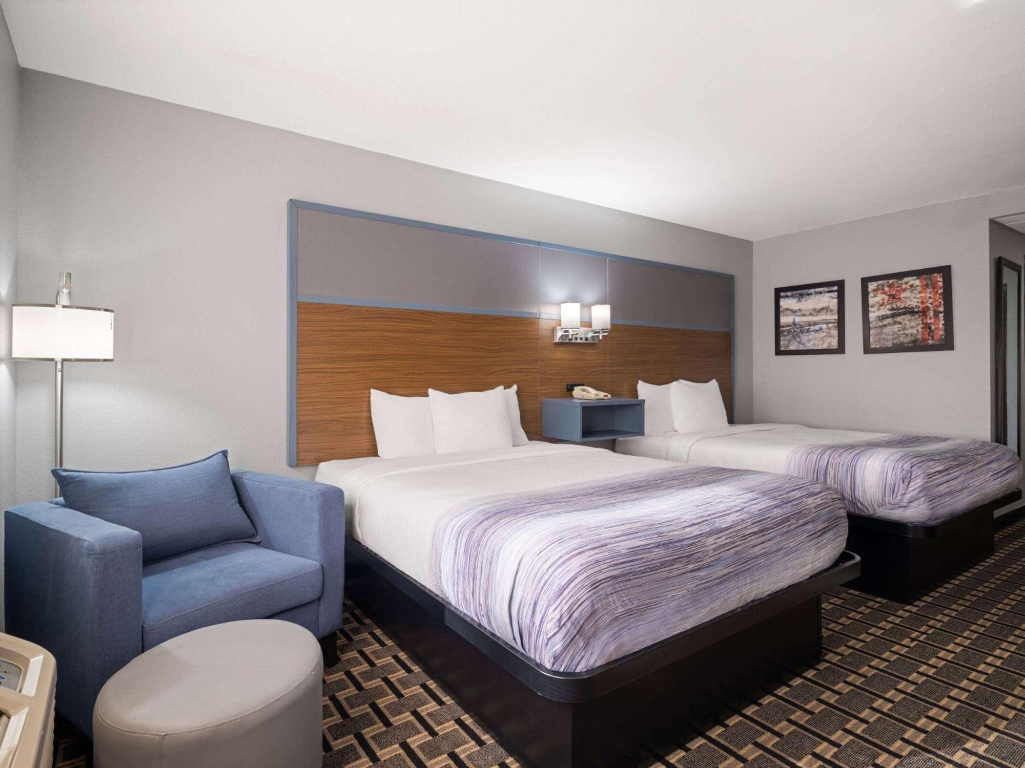 Americinn By Wyndham Woodstock Il Dış mekan fotoğraf